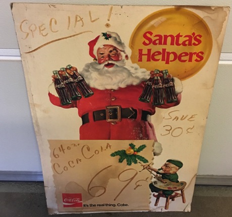 04677-1 € 10,00 coca cola karton Santa's helpers 75 x 50 cm.jpeg